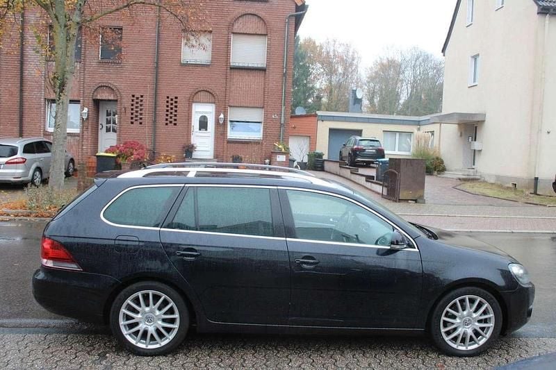 Gebraucht VW Golf VI Highline 105 PS (77 kW) 2011 Schwarz Kleinwagen