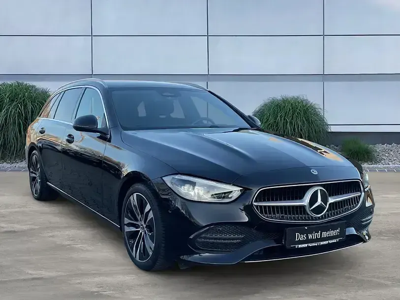 Gebraucht Mercedes C180 Avantgarde 170 PS (125 kW) 2024 Obsidianschwarz (schwarz) Limousine
