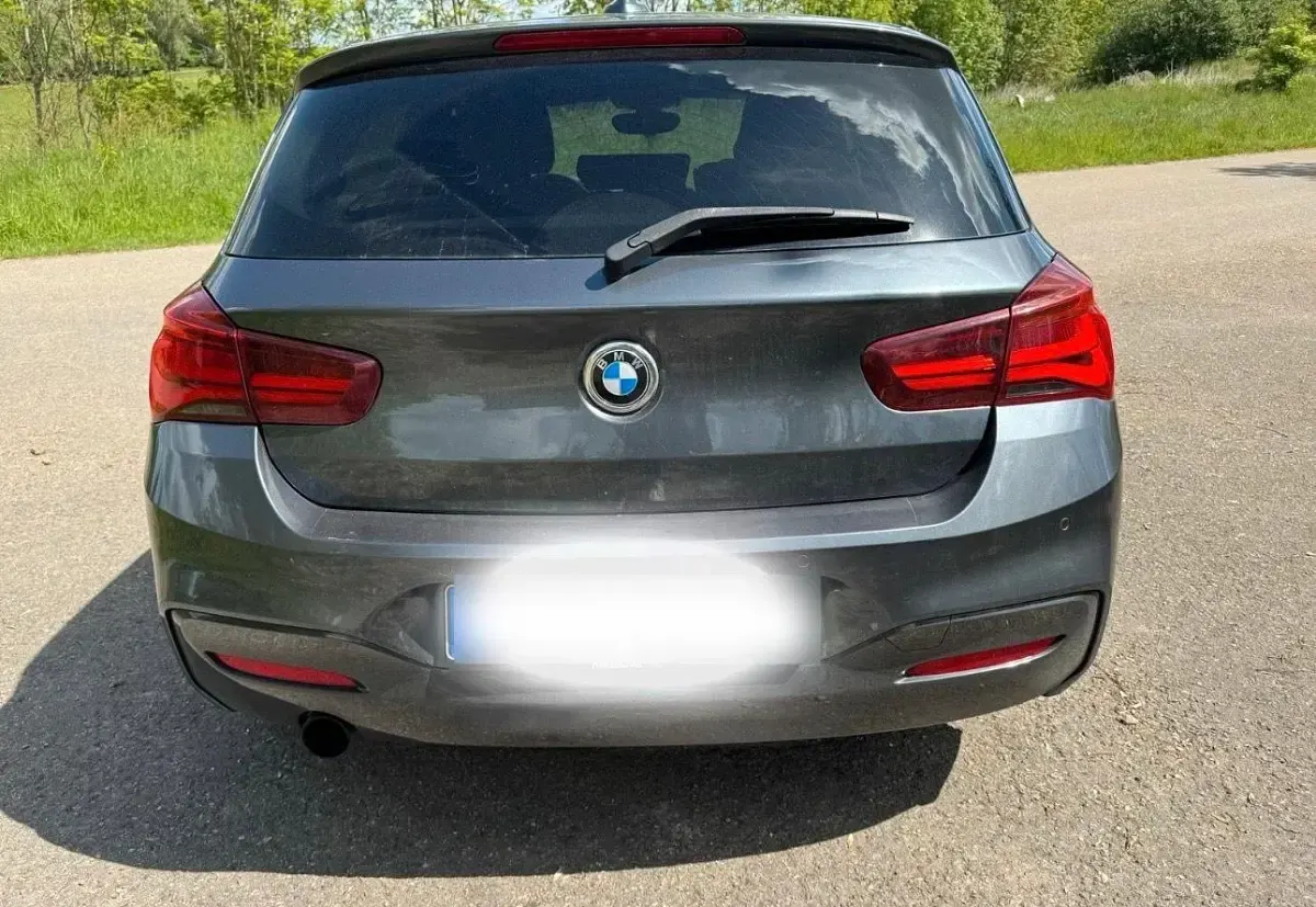 Gebraucht BMW 118 M Sport 136 PS (100 kW) 2017 Grau Limousine
