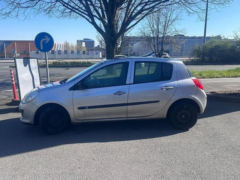 Gebraucht Renault Clio II Rip Curl 100 PS (73 kW) 2008 Grau Limousine