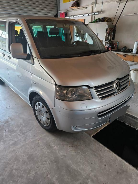 Silber Gebraucht 2004 VW T5 Van | 13.500 € (Fairer Preis) - Bild 1/4