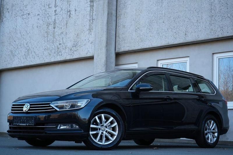 Gebraucht VW Passat Comfortline 150 PS (110 kW) 2016 Limousine