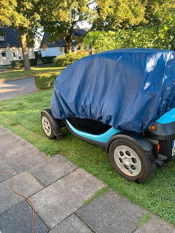 Blau Gebraucht 2015 Renault Twizy Kleinwagen | 3.300 € - Bild 1/2