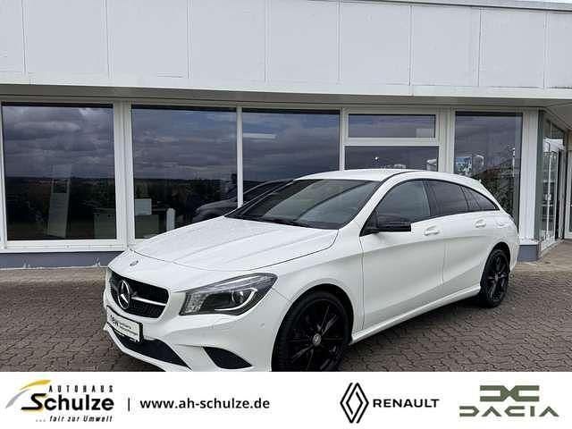Calcitweiss unilack Gebraucht 2015 Mercedes CLA200 Kombi | 16.990 € (Etwas zu teuer) - Bild 1/4