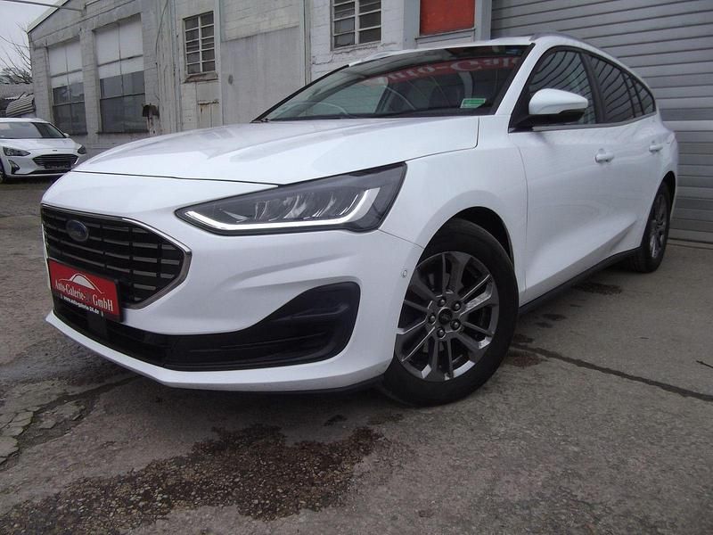 Gebraucht Ford Focus Titanium X 116 PS (85 kW) 2022 Weiß Kombi