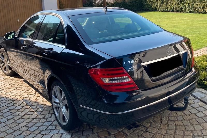 Gebraucht Mercedes C180 2012 Schwarz Limousine