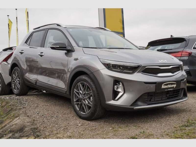 Gebraucht Kia Stonic 101 PS (74 kW) 2024 Grau SUV