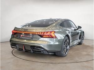 Neu Audi e-tron Performance 620 kW (843 PS) 2026 Grün (grün / bedfordgrün) SUV