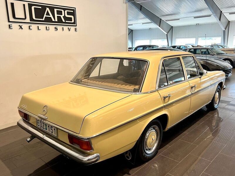 Gebraucht Mercedes 230 1973 Gelb Limousine