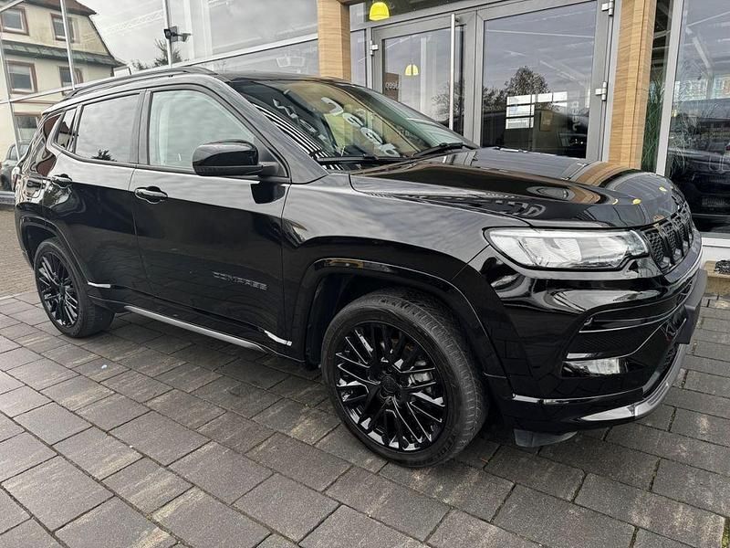 Occasion Jeep Compass Altitude 131 ch (96 kW) 2023 Noir SUV
