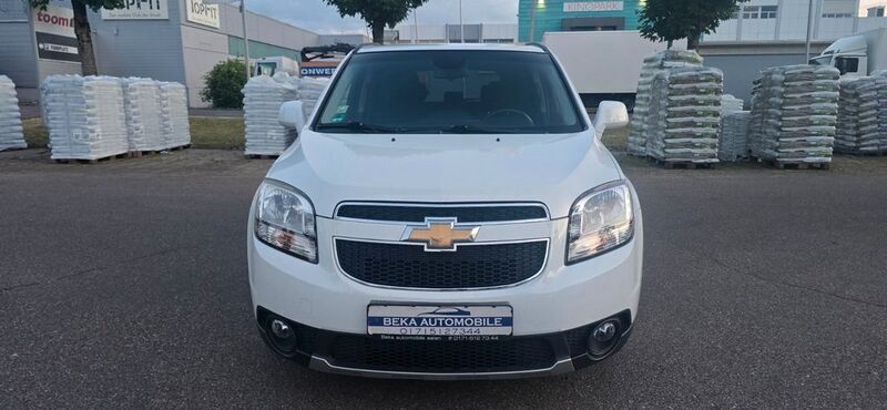 Weiß Gebraucht 2013 Chevrolet Orlando LT Van / Kleinbus | 7.300 € (Fairer Preis) - Bild 1/4