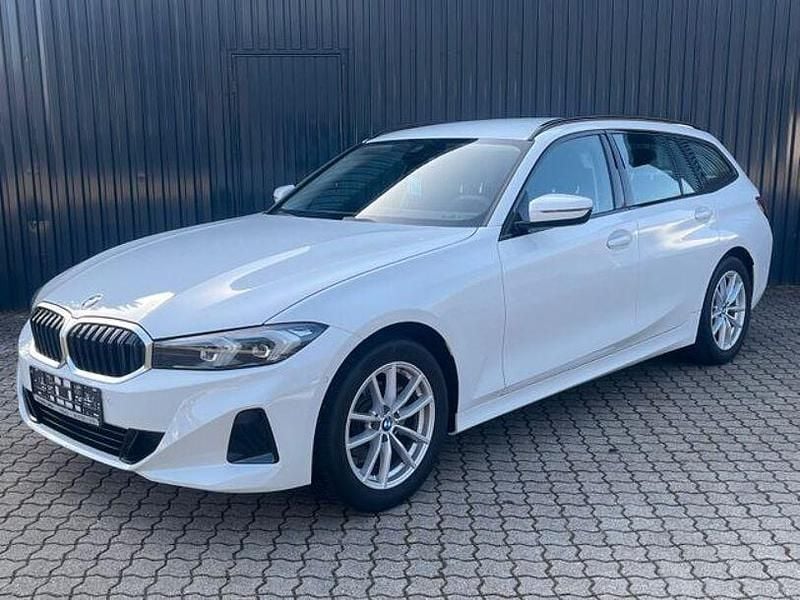 Gebraucht BMW 318 Shadowline 156 PS (114 kW) 2024 Weiß Kombi