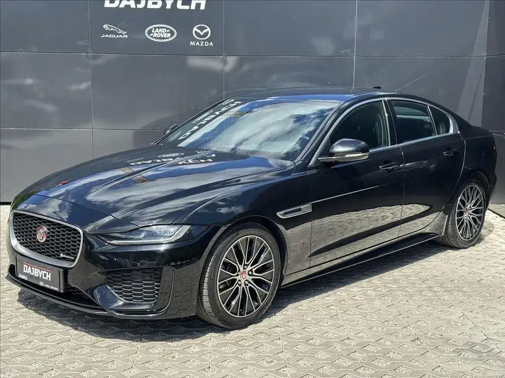 Gebraucht Jaguar XE R-Dynamic 179 PS (131 kW) 2020 Schwarz Limousine