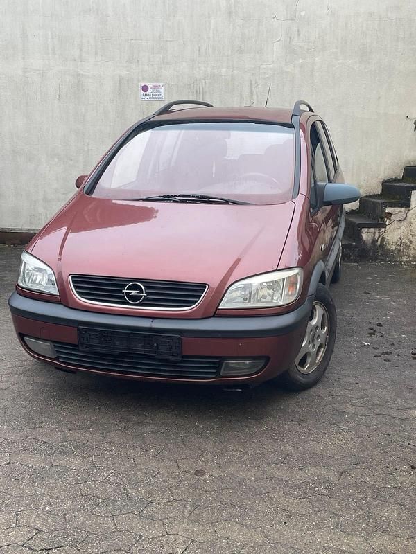 Gebraucht Opel Zafira Edition 100 PS (73 kW) 2000 Braun Van / Kleinbus