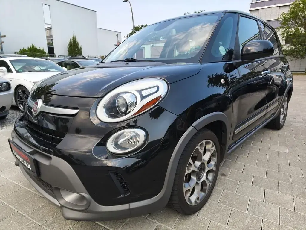 Gebraucht Fiat 500L Trekking 120 PS (88 kW) 2014 Schwarz Van / Kleinbus