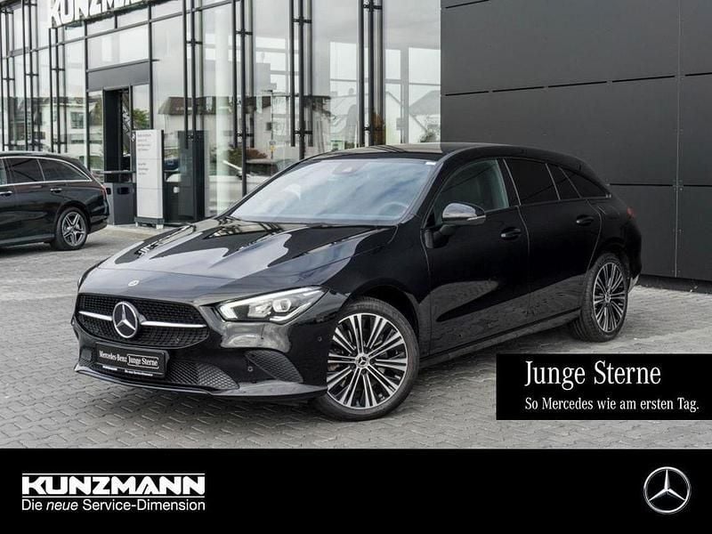 Nachtschwarz Gebraucht 2020 Mercedes CLA250e Shooting Brake Progressive Kombi | 24.879 € (Guter Preis) - Bild 1/4
