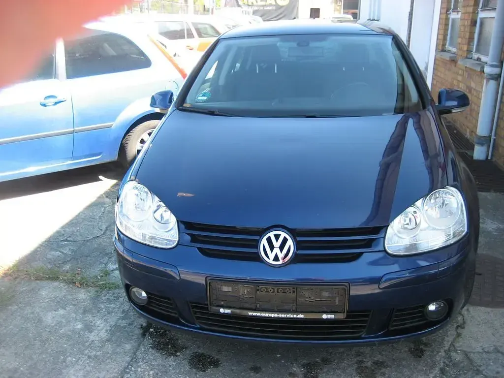 Gebraucht VW Golf V 102 PS (75 kW) 2008 Blau Kleinwagen