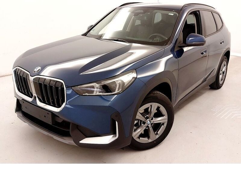 Phytonicblau metallic Gebraucht 2023 BMW X1 Sport Line SUV | 37.980 € (Guter Preis) - Bild 1/4