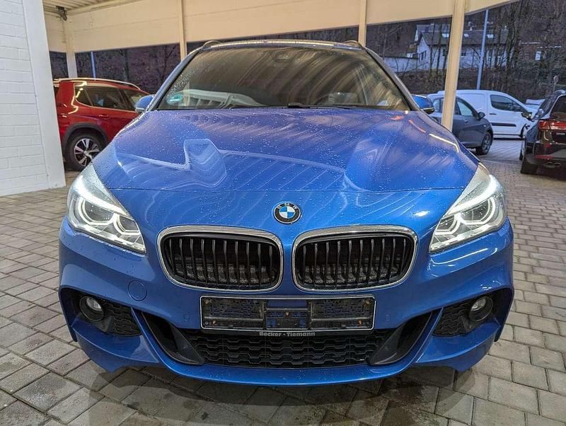 Gebraucht BMW 220 M Sport 190 PS (139 kW) 2016 Estorilblau 2 metallic Kombi
