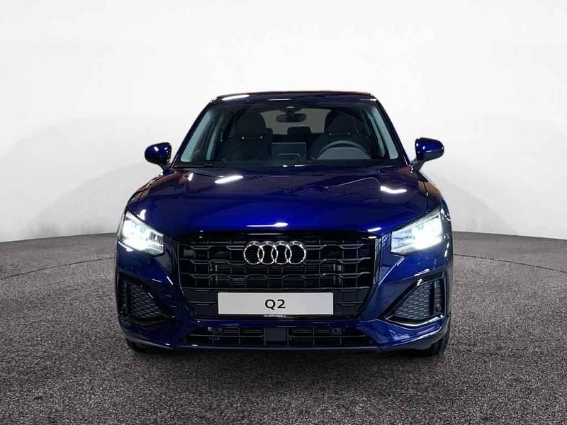 Neu Audi Q2 Advanced Plus 150 PS (110 kW) 2025 Blau SUV