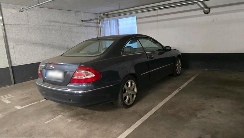 Second-hand Mercedes CLK320 2005 Coupe