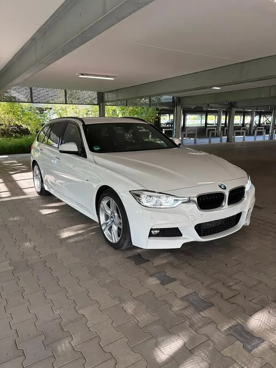 Gebraucht BMW 320 Shadowline 190 PS (139 kW) 2018 Weiß Kombi