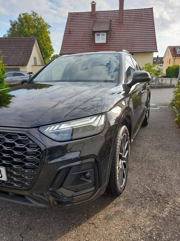 Braun Gebraucht 2021 Audi Q5 Sportback S-Line SUV | 43.500 € - Bild 1/4