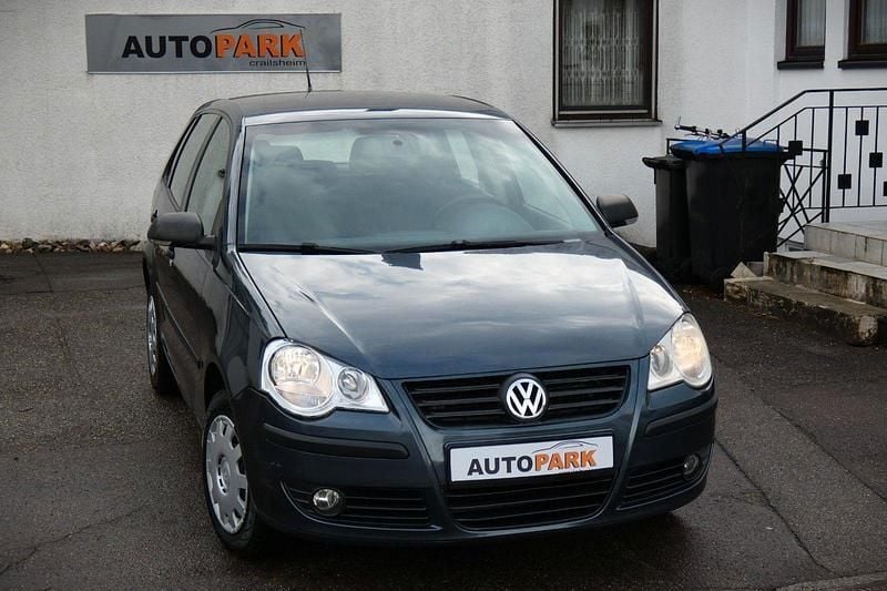 Grau Gebraucht 2008 VW Polo Trendline Kleinwagen | 1.990 € (Guter Preis) - Bild 1/4