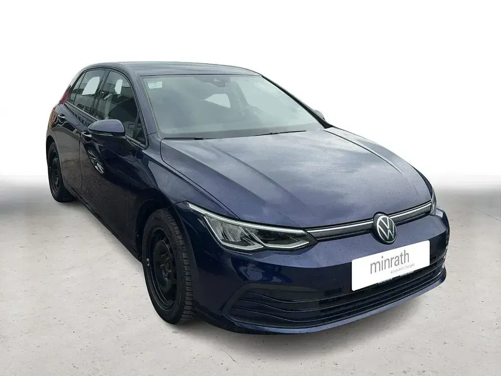Gebraucht VW Golf VIII Life 131 PS (96 kW) 2023 Blau Limousine