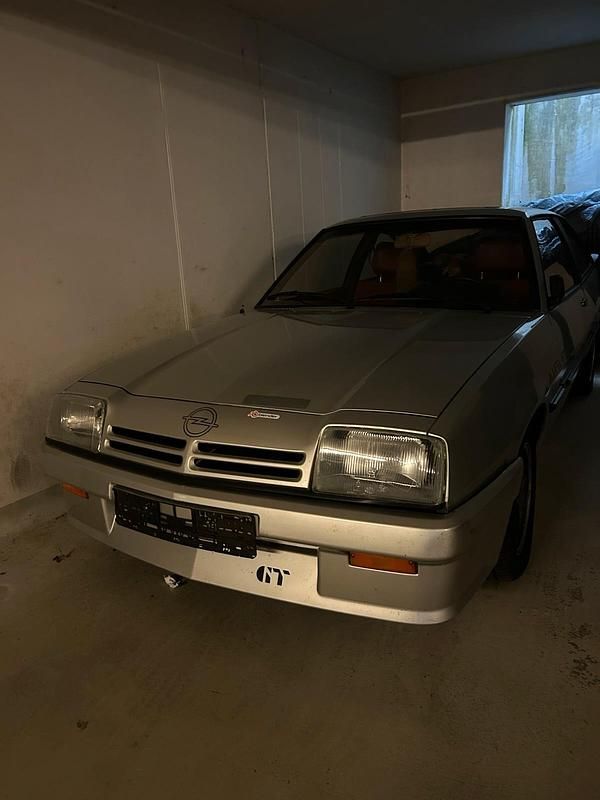 Gebraucht Opel Manta 90 PS (66 kW) 1984 Silber Coupé