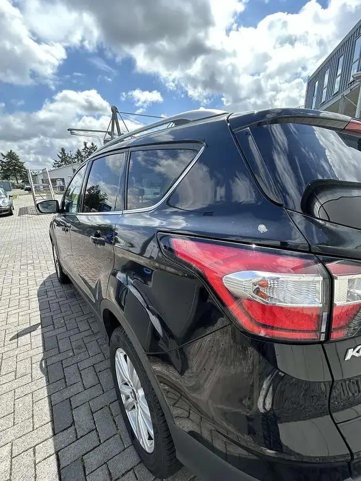 Gebraucht Ford Kuga Cool & Connect 150 PS (110 kW) 2019 Schwarz SUV