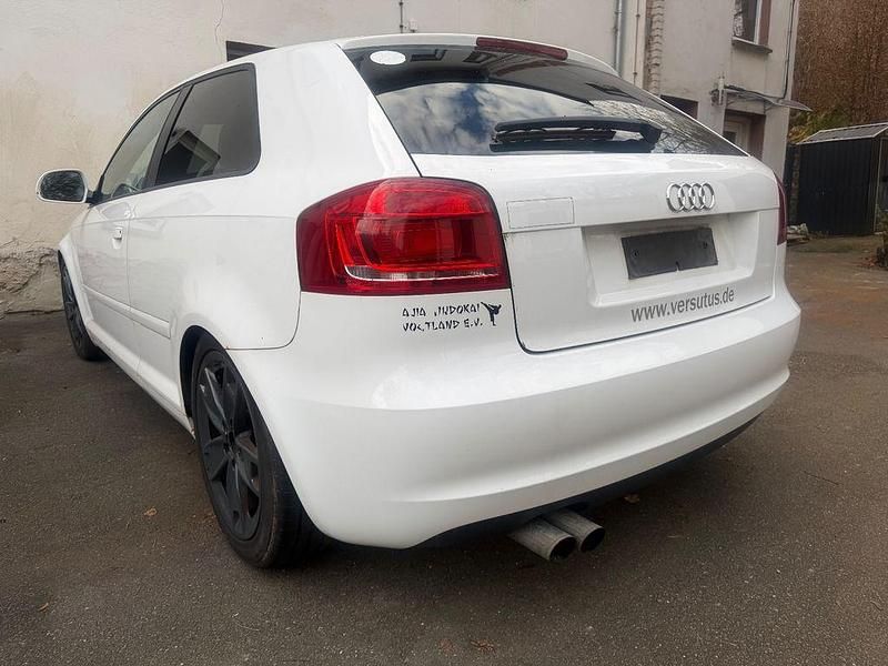 Gebraucht Audi A3 Attraction 160 PS (117 kW) 2008 Weiß Limousine