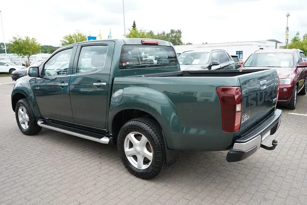 Gebraucht Isuzu D-Max 163 PS (119 kW) 2016 Grün SUV