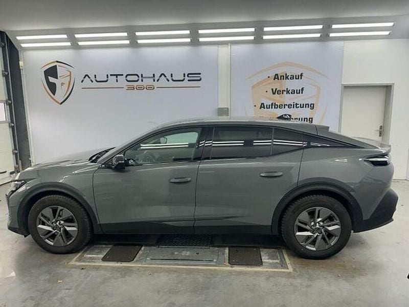 Gebraucht Peugeot 408 130 PS (95 kW) 2024 Grau SUV