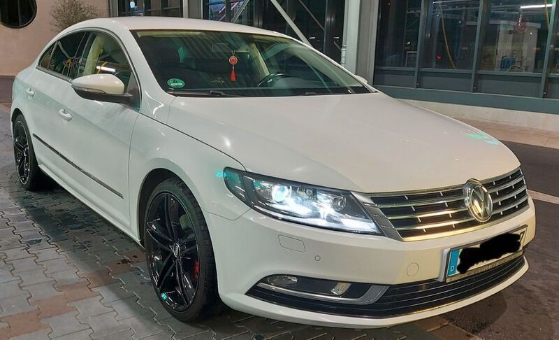 Weiß Gebraucht 2015 VW CC Limousine | 12.499 € - Bild 1/4