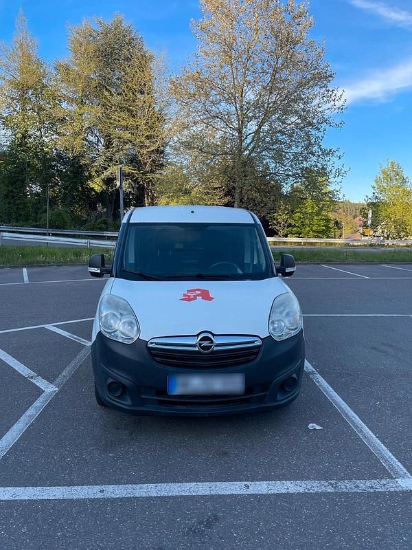 Second-hand Opel Combo 95 CP (69 kW) 2017 Alb Monovolum