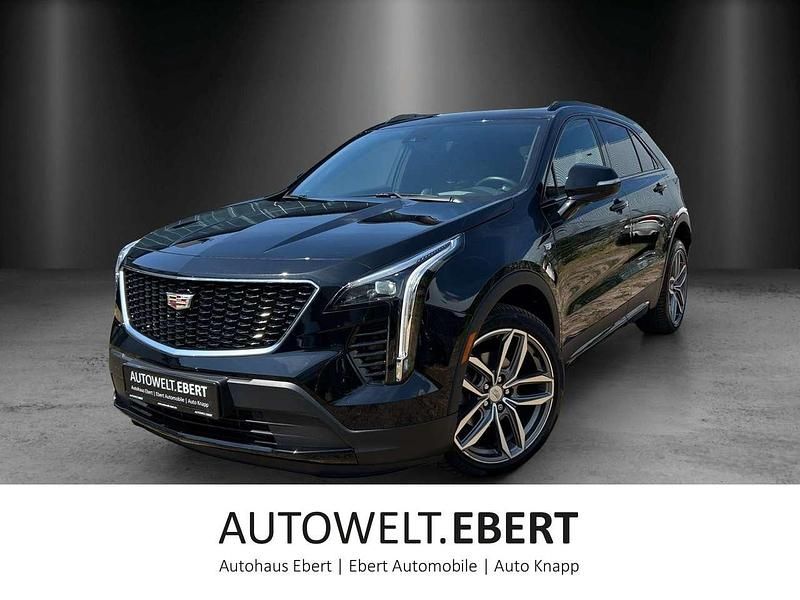 Schwarzmetallic Gebraucht 2022 Cadillac XT4 SUV | 32.990 € (Guter Preis) - Bild 1/4