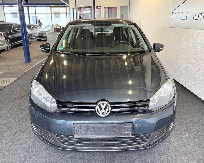 Gebraucht VW Golf VI Trendline 80 PS (58 kW) 2010 Blau Kleinwagen