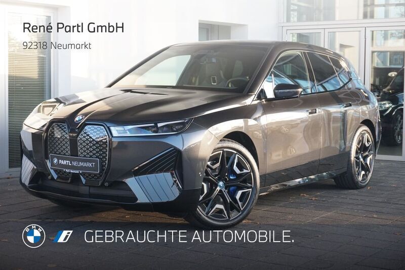 Grau Gebraucht 2024 BMW iX Sport Line SUV | 93.750 € - Bild 1/4