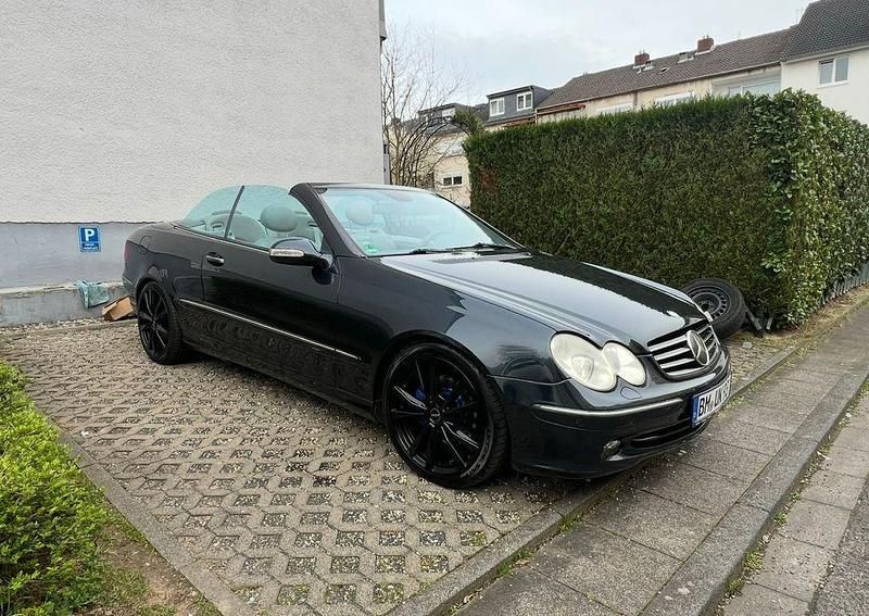 Schwarz Gebraucht 2004 Mercedes CLK320 Avantgarde Cabrio | 6.999 € (Superpreis) - Bild 1/4