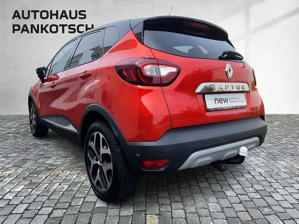 Gebraucht Renault Captur Collection 150 PS (110 kW) 2019 Karosserie nnp + dac SUV
