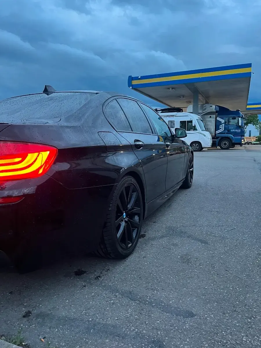 Gebraucht BMW 530 258 PS (189 kW) 2013 Schwarz Limousine