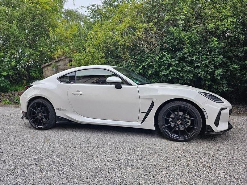 Weiß Gebraucht 2023 Subaru BRZ Sport Coupé | 36.000 € (Fairer Preis) - Bild 1/4