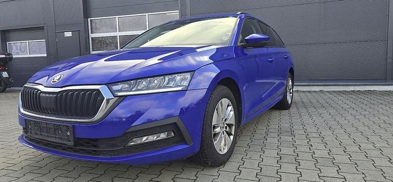 Gebraucht Skoda Octavia Ambition 116 PS (85 kW) 2022 Blau Kombi