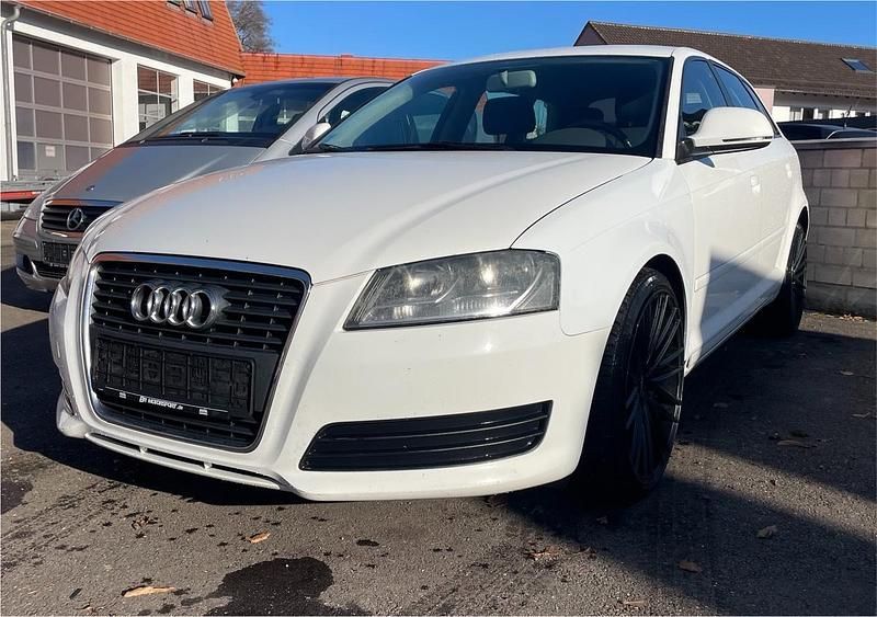 Gebraucht Audi A3 140 PS (102 kW) 2009 Weiß Kleinwagen
