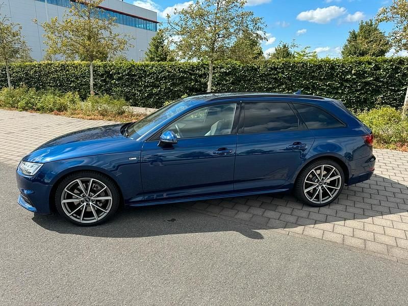 Gebraucht Audi A4 S-Line 252 PS (185 kW) 2017 Blau Kombi