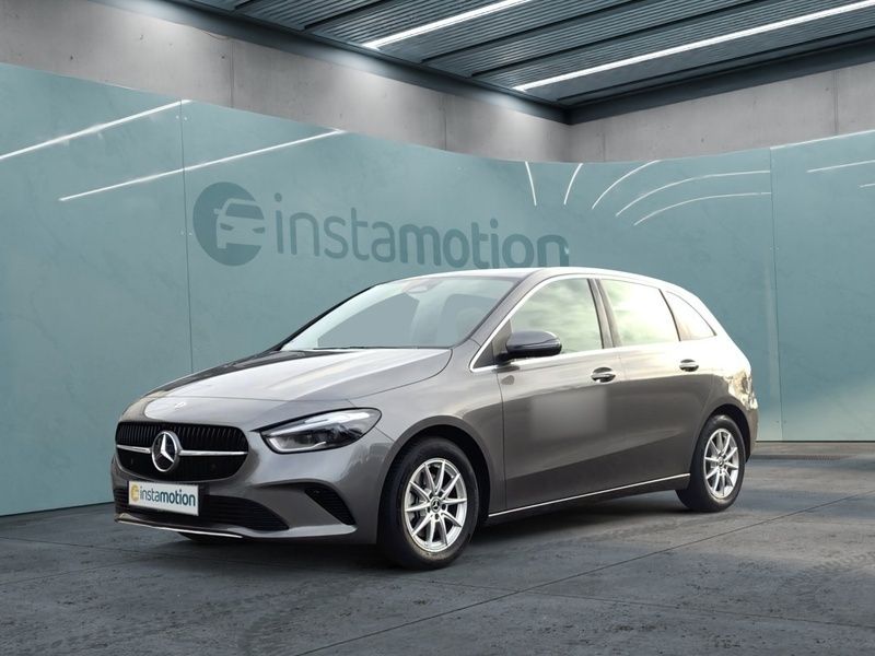 Gebraucht Mercedes B200 Progressive 150 PS (110 kW) 2024 Grau Van / Kleinbus