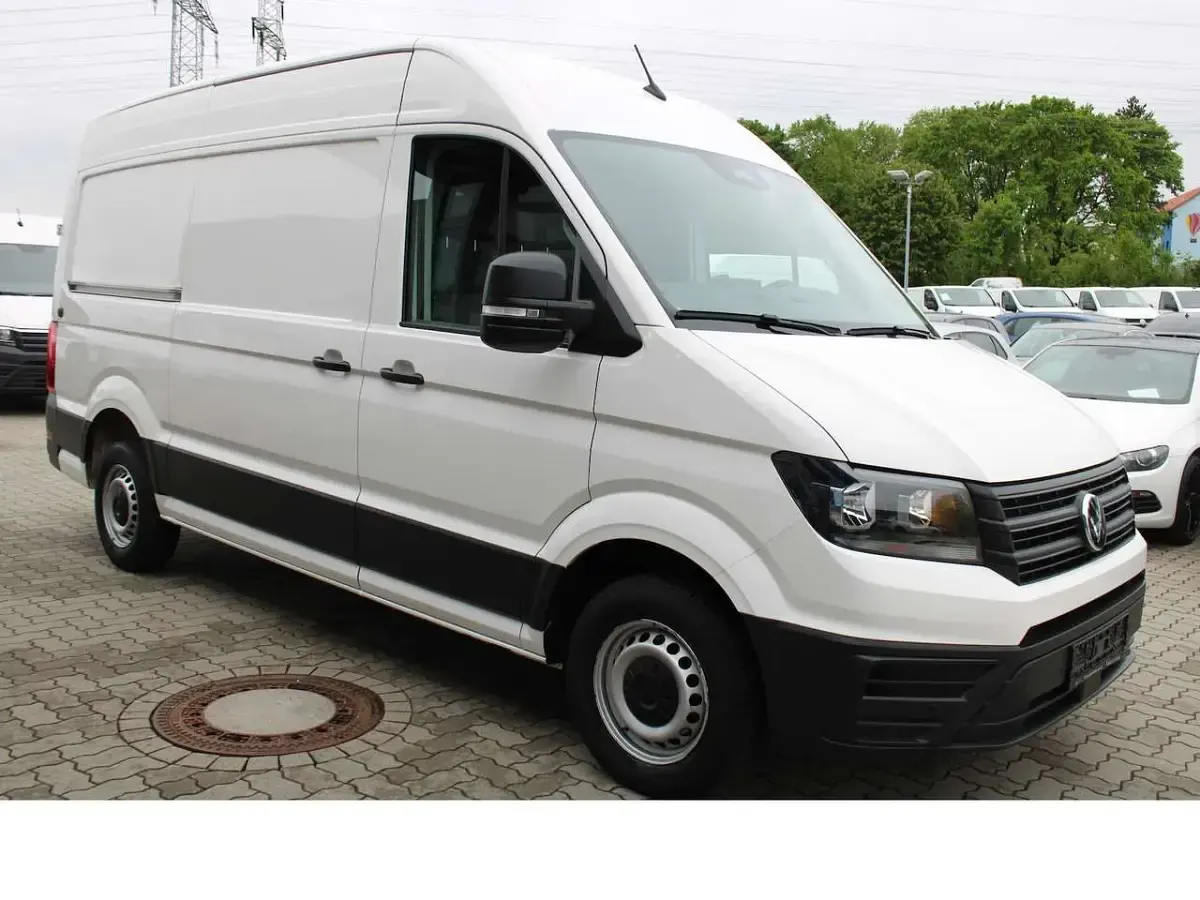 Gebraucht VW Crafter 140 PS (102 kW) 2025 Weiß Van