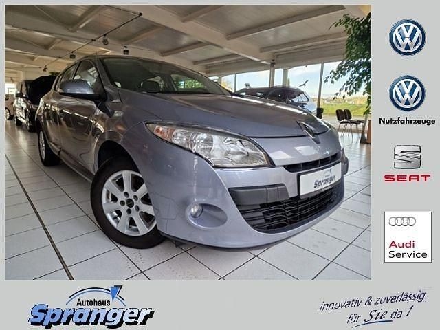 Blau Gebraucht 2011 Renault Mégane III Expression Limousine | 5.680 € (Fairer Preis) - Bild 1/4