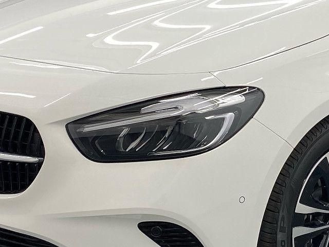 Gebraucht Mercedes B200 Progressive 150 PS (110 kW) 2025 Polarweiß Van / Kleinbus